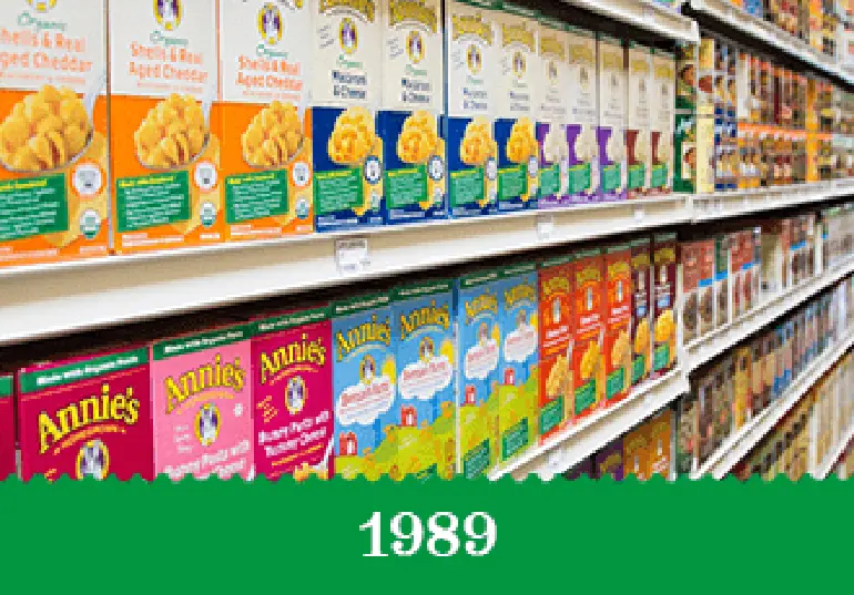 Year 1989 - Store shelves lined with Annie's Mac and Cheese boxes.